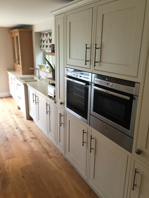 OPEN PLAN LIVING INSTALLATION IN HAMPSHIRE BY DEANE INTERIORS 4 Denmeadfittedkitchen23