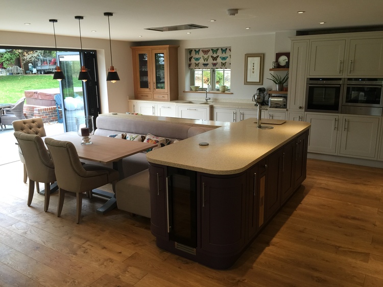 OPEN PLAN LIVING INSTALLATION IN HAMPSHIRE BY DEANE INTERIORS 7 OpenPlanKitchen