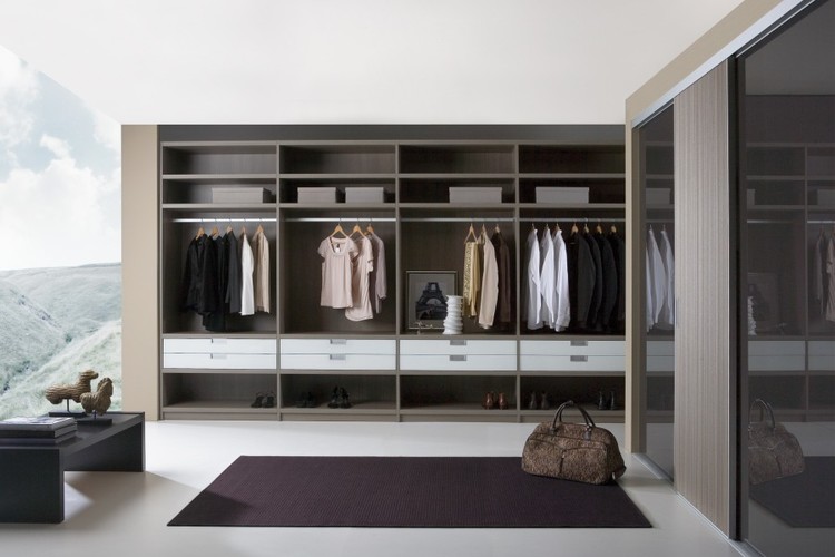 WHY ARE FITTED WARDROBES MAKING A COMEBACK 3 fittedbedroomwardrobes