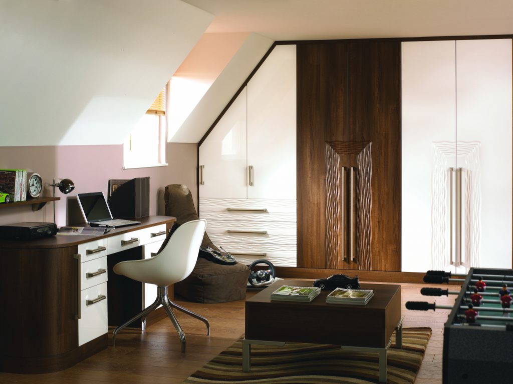 Fitted Wardrobes FAQs 1 Fitted wardrobes