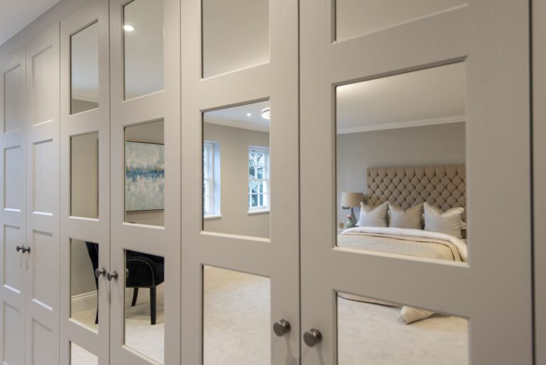 bespoke fitted wardrobes Hampshire